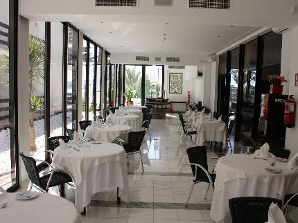 Alisios Hotel Albufeira Av. Infante D. Henrique, 83