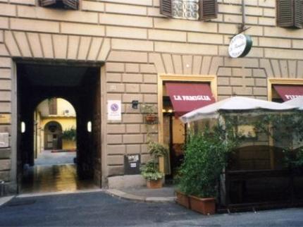 Accommodation Delia Bed & Breakfast Rome Via Gaeta 64