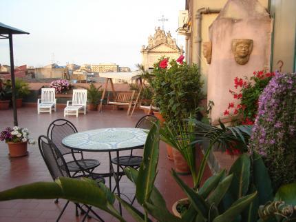 B&B San Placido Inn Catania Piazza S. Placido 3