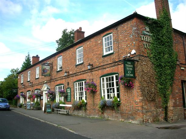 The Three Tuns Hotel Baldock 6 High Street