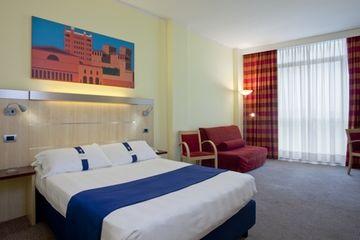 Holiday Inn Express Parma Via Naviglio Alto 50