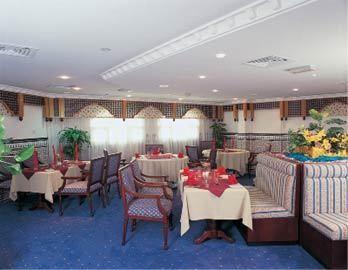 Landmark Plaza Hotel Dubai Al Nasser Square, Deira