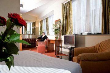 Hotel Lev Or Bucharest Occidentului Street 25