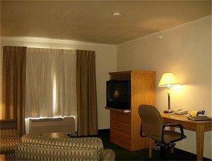 Best Western Inn Wapakoneta 1008 Lunar Drive