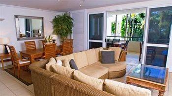 Mandalay Luxury Beachfront Apartments Port Douglas Corner Garrick & Beryl Streets