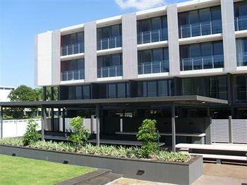 Q Resorts Central Apartments 502-814 Flinders Street West