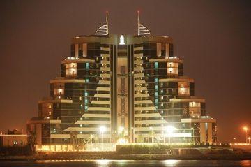 Elite Resort & Spa Building 101 Shk Hamad Causeway Area 322