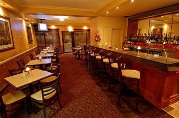 Auberge Royal Versailles Montreal 7200 Sherbrooke East