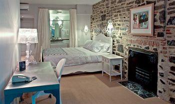 Auberge Place d'Armes Hotel Quebec City 24 rue Sainte-Anne