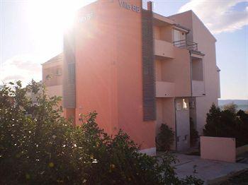 Villa Hotel BB (Apartments Bozikovic) Grljevacka 14