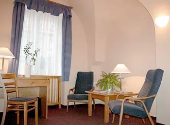 Hotel Zatkuv Dum Ceske Budejovice Krajinska 41