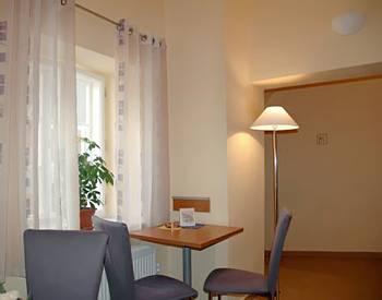 Hotel Zatkuv Dum Ceske Budejovice Krajinska 41