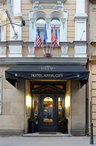 Antik City Hotel Prague Mala Stepanska 13