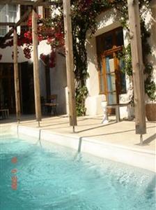 Hotel Saint Charles Antibes 10 rue Saint Charles