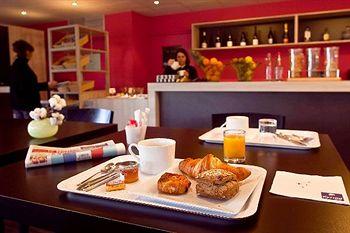 Hotel Kyriad Tours Sud Chambray-les-Tours 38 Rue de la Berchottiere