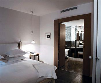 Hotel Pershing Hall Paris 49 Rue Pierre Charron