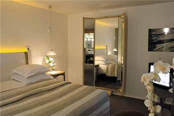 Hotel Pershing Hall Paris 49 Rue Pierre Charron