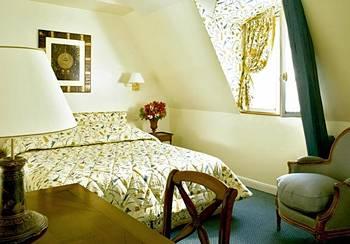 Hotel Le Relais Montmartre Paris 6 Rue Constance