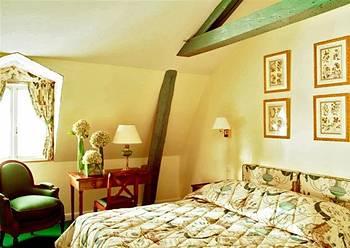 Hotel Le Relais Montmartre Paris 6 Rue Constance