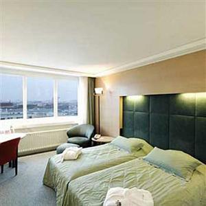 Maritim Proarte Hotel Berlin Friedrichstrasse 151