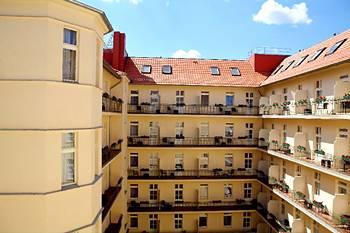 Hotel Apartmenthaus Zarenhof Schoenhauser Allee 140