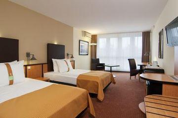 Holiday Inn Dresden Stauffenbergallee 25a