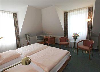 Hotel Dresdner Heide Dresden Karl Marx Strasse 25