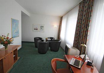 Hotel Dresdner Heide Dresden Karl Marx Strasse 25