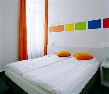 Colour Hotel Frankfurt am Main Baseler Straße 52