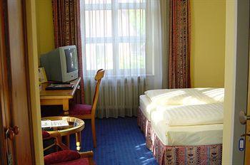 Golden Leaf Hotel Altmunchen Munich Mariahilfplatz 4