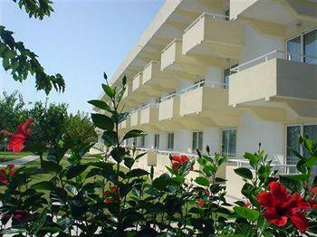 Zoes Hotel and Studios Kallithea (Rhodes) Ladiko