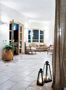 Classical Plaza Spa Suites Rethymno 60 Ari Velouchioti Avenue