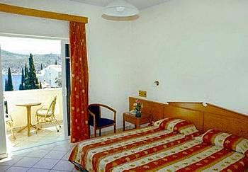 Kerveli Village Hotel Samos P.O. Box 94, Kerveli Village