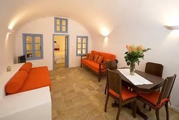 Pantelia Suites Santorini Mitropoleos