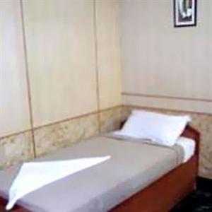 Suraksha Park Hotel Bangalore Shivaji Towers, No. 92, J C Road