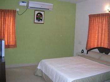 Maple Leaf Hotel Bangalore #295, 2nd Main Road, JP nagar 3rd Phase