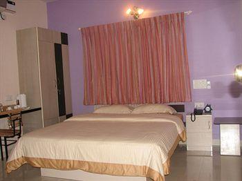 Maple Leaf Hotel Bangalore #295, 2nd Main Road, JP nagar 3rd Phase