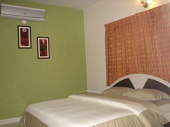 Maple Leaf Hotel Bangalore #295, 2nd Main Road, JP nagar 3rd Phase