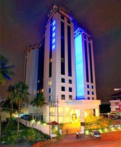 Dream Hotel Kochi S.A. Road, Elamkulam Junction Kadavanthara