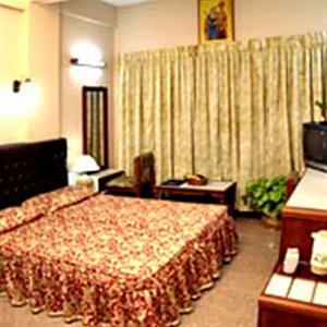 Hotel Excellency Kochi PB No 1748 Nettipadam Road Off MG Road Jos Jn.