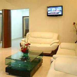 Hotel Riverside Resort Kumbakonam 32, 33, College Road