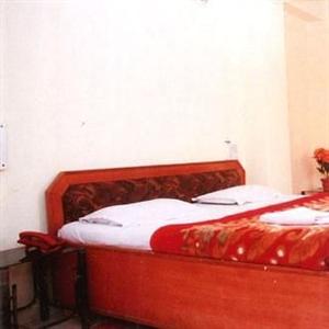 Hotel Sunny Classic Mahabaleshwar Main Market