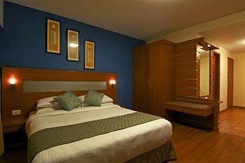 Grand Residency Hotel Mumbai 24th Road, Off Turner Road Bandra (West)