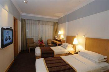 Fariyas Hotel Mumbai 25 Off Arthur Bunder Road, Colaba