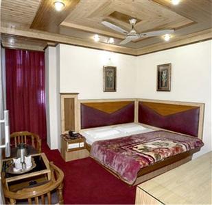 Hotel Lals Haveli New Delhi 8892-95, Multani Dhanda