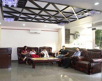 Hotel Sunrise New Delhi 4/52, WEA, Saraswati marg, Karol Bagh