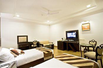 Parkland Hotel Kailash Colony New Delhi A-56, Kailash Colony