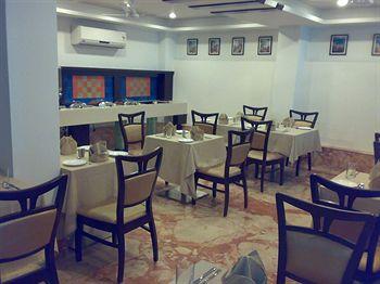 Le Roi Hotel New Delhi 2206 Chuna Mandi, Paharganj