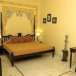 Hotel Swaroop Vilas Udaipur 6, Ambavgarh, Opp. Lake Swaroop Sagar