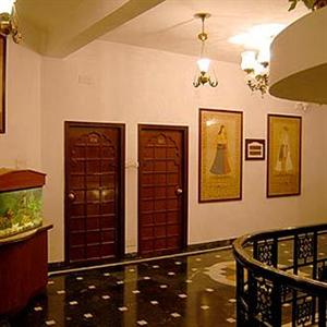 Hotel Swaroop Vilas Udaipur 6, Ambavgarh, Opp. Lake Swaroop Sagar